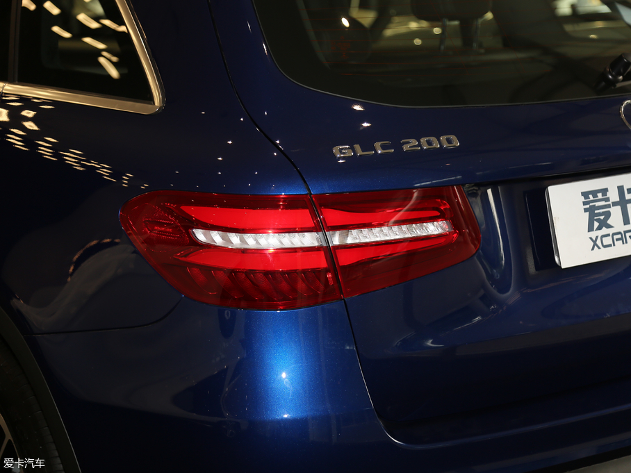 2018YGLC Ŀ GLC 260 4MATIC (dng)