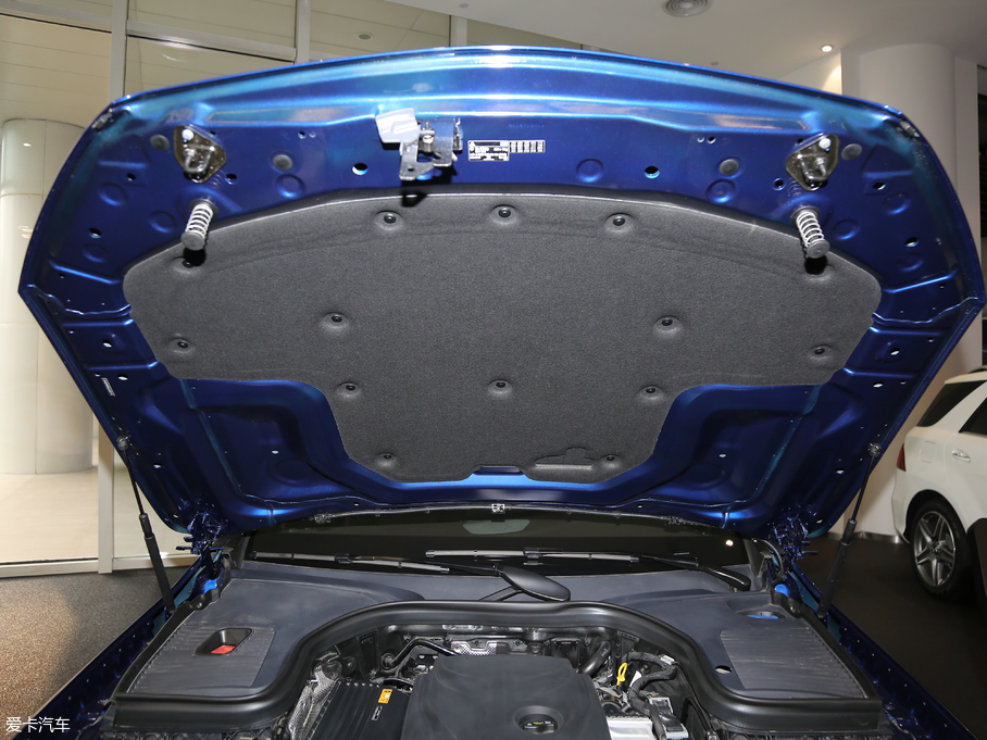 2018YGLC Ŀ GLC 260 4MATIC Ӹ