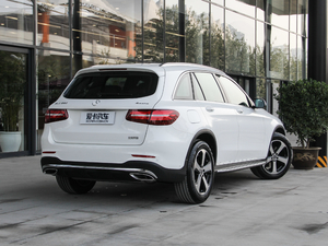 2018GLC 260 4MATIC A w^