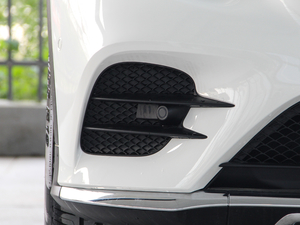 2018GLC 260 4MATIC A ^