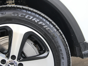 2018GLC 260 4MATIC A (x)(ji)^