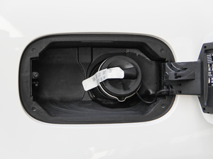 2018GLC 260 4MATIC A (x)(ji)^