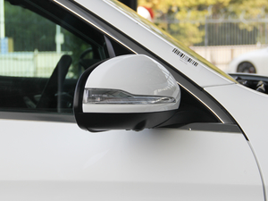 2018GLC 260 4MATIC A (x)(ji)^