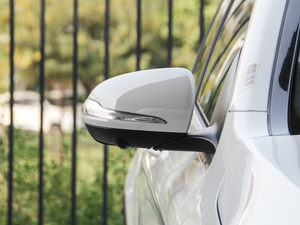 2018GLC 260 4MATIC A ^