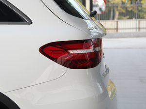 2018GLC 260 4MATIC A (x)(ji)^