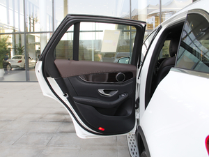 2018款GLC 260 4MATIC 豪华型 左后车门