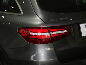 2018GLC 300 4MATIC A (ji)^