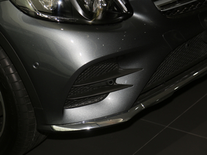 2018GLC 300 4MATIC A ^