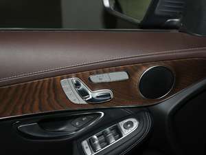 2018GLC 300 4MATIC A g