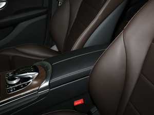 2018GLC 300 4MATIC A g