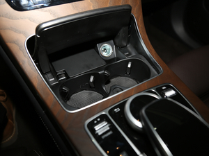 2018GLC 300 4MATIC A g