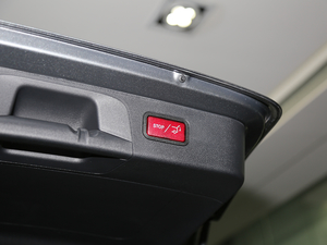 2018款GLC 300 4MATIC 豪华型 空间座椅