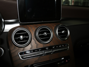 2018GLC 300 4MATIC A п؅^