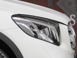 2018GLC 260 4MATIC Ӹ ^