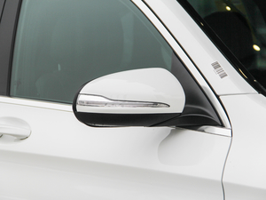 2018GLC 260 4MATIC Ӹ ^