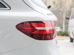 2018GLC 260 4MATIC Ӹ ^