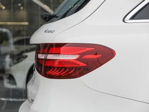 2018GLC 260 4MATIC Ӹ ^