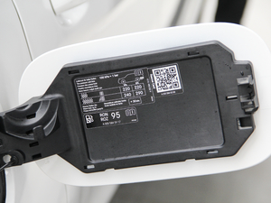 2018GLC 260 4MATIC Ӹ ^