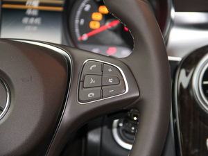 2018GLC 260 4MATIC Ӹ п؅^