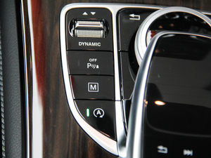 2018GLC 260 4MATIC Ӹ п؅^