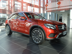 2018GLC 200 4MATIC w^