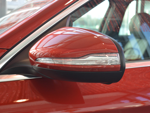 2018GLC 200 4MATIC ^