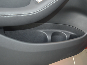 2018GLC 200 4MATIC ǰTg