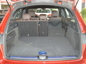 2018款GLC 200 4MATIC 行李厢空间