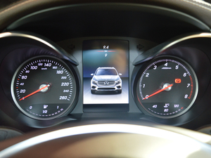 2018GLC 200 4MATIC x