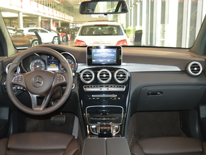 2018GLC 200 4MATIC (ni)ȫ