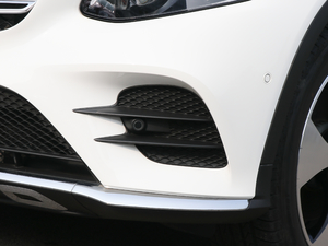 2018GLC 300 4MATIC Ӹ ^