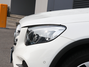 2018GLC 300 4MATIC Ӹ ^