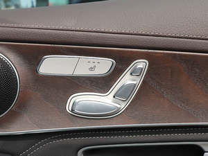 2018GLC 300 4MATIC Ӹ g