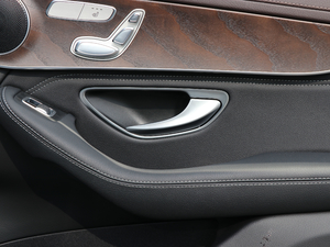 2018GLC 300 4MATIC Ӹ g