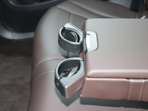 2018GLC 300 4MATIC Ӹ g