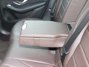 2018GLC 300 4MATIC Ӹ g