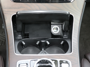 2018GLC 300 4MATIC Ӹ g