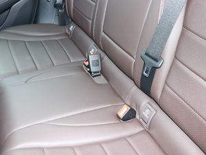 2018GLC 300 4MATIC Ӹ g