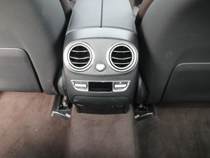 2018GLC 300 4MATIC Ӹ п؅^