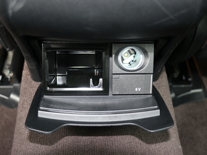 2018GLC 300 4MATIC Ӹ п؅^