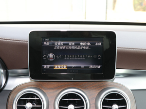 2018GLC 300 4MATIC Ӹ п؅^