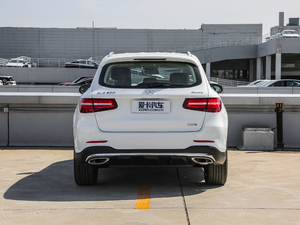 2018款改款 GLC 300 4MATIC 动感型 正后	