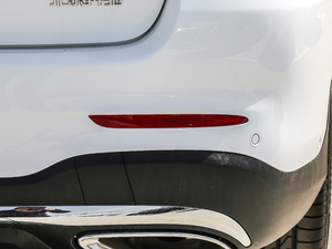 2018Ŀ GLC 300 4MATIC Ӹ ^