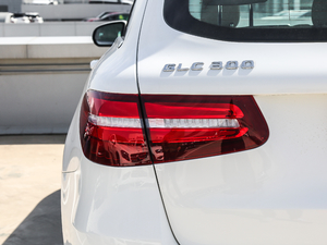 2018Ŀ GLC 300 4MATIC Ӹ ^