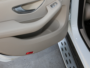 2018Ŀ GLC 300 4MATIC Ӹ g