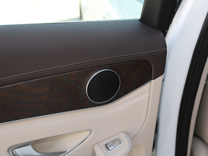 2018Ŀ GLC 300 4MATIC Ӹ g