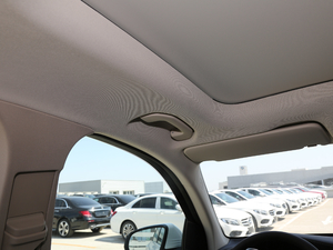 2018Ŀ GLC 300 4MATIC Ӹ g