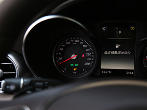 2018Ŀ GLC 300 4MATIC Ӹ п؅^