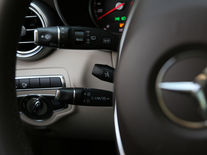 2018Ŀ GLC 300 4MATIC Ӹ п؅^