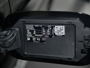 2018Ŀ GLC 260 4MATIC A ^